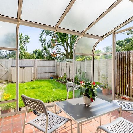 Niksa Serviced Accommodation - 3 Bedroom House Welwyn Garden City Eksteriør bilde